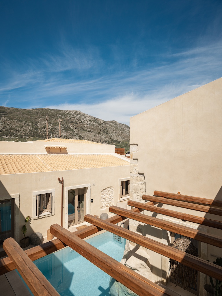 Sillogi-Homes Manili Boutique Suites & Villas
